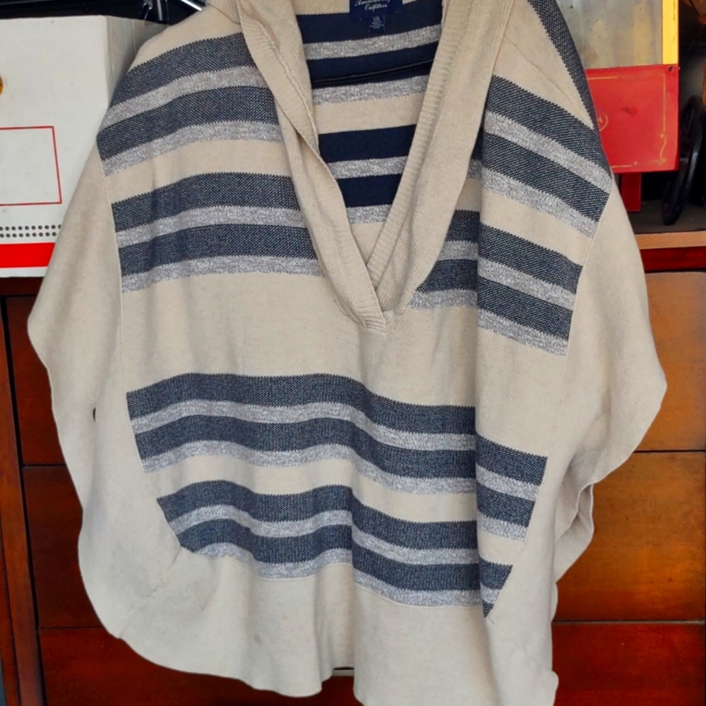 American eagle outfitters pouncho